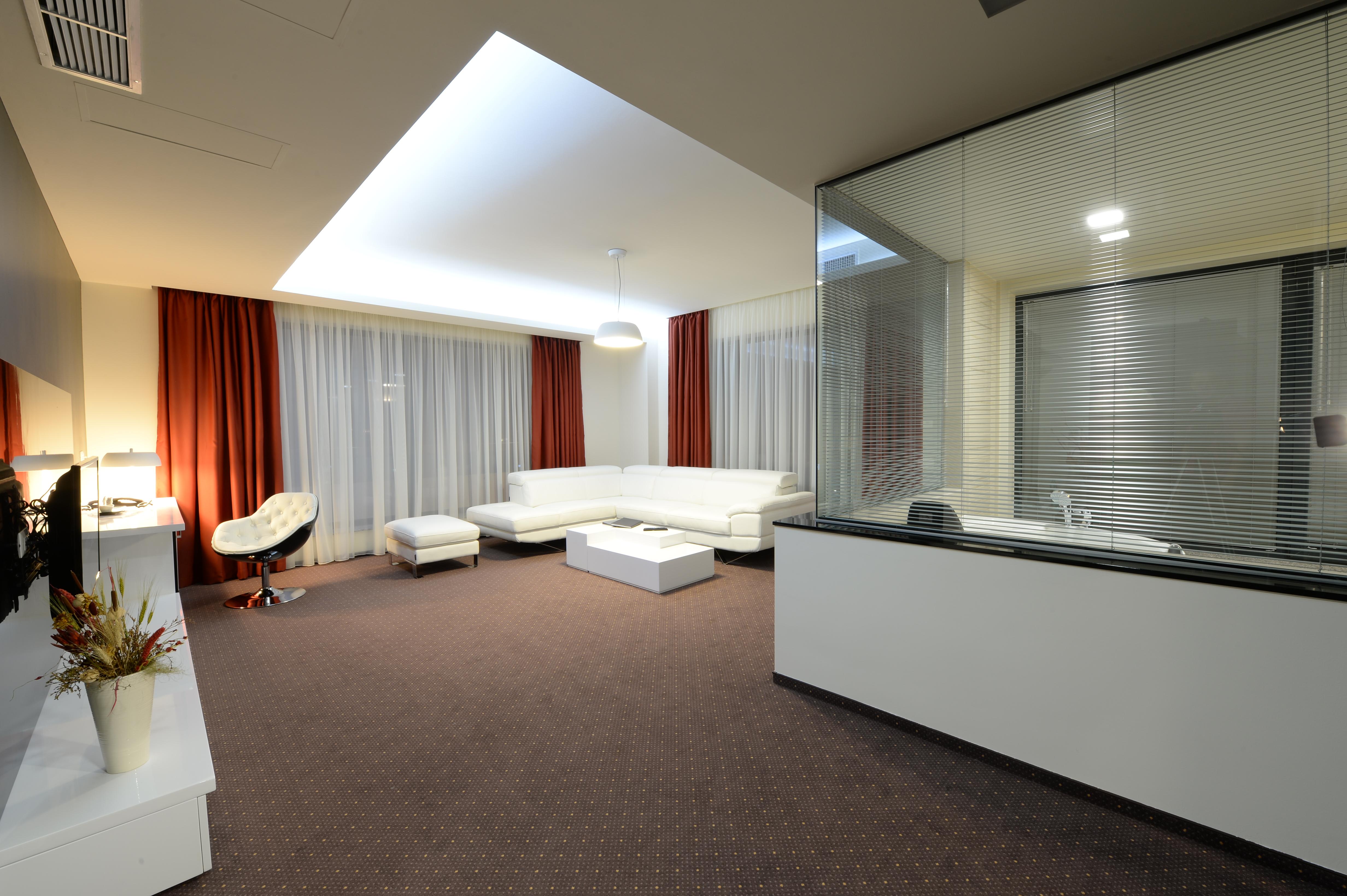 Hotel Galaxy Dumbravita  Buitenkant foto